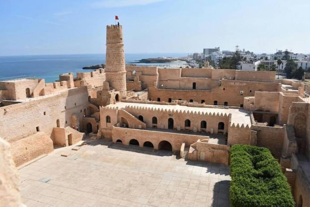 Fantastique, Luxerieux, Agreabel Appartement Monastir Esterno foto